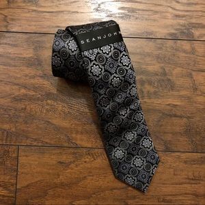 *NEW* Sean John Medallion Tie